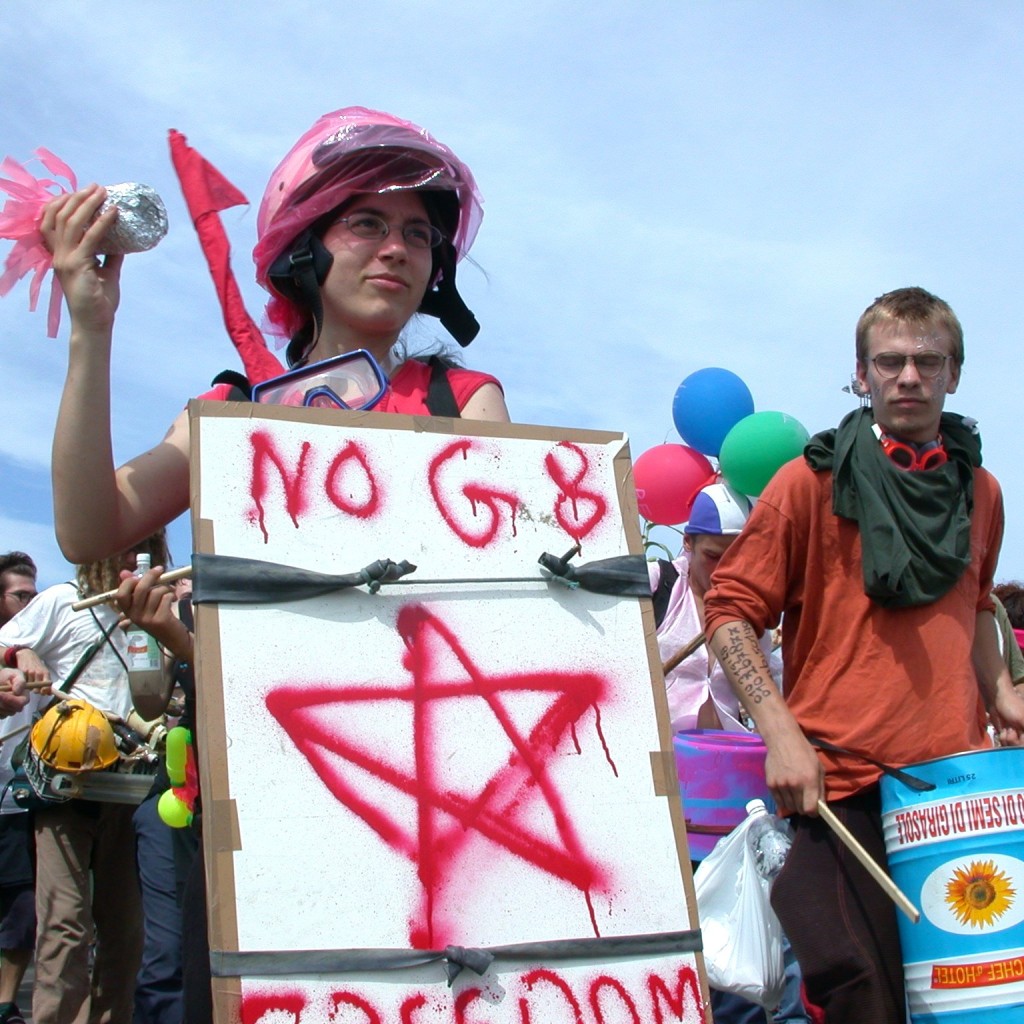 Actions against G8 in Genua, July 2000. Photo Han Soete, Indymedia.be