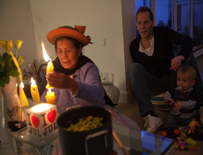 Chamanic peruvian ritual in a host house. Copenhagen. 13th of Decembre 2009.