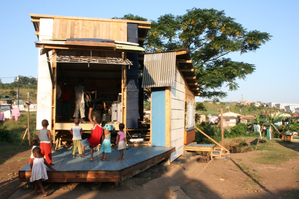 Raw Foundation, uMuthiMAYCHE, 2009